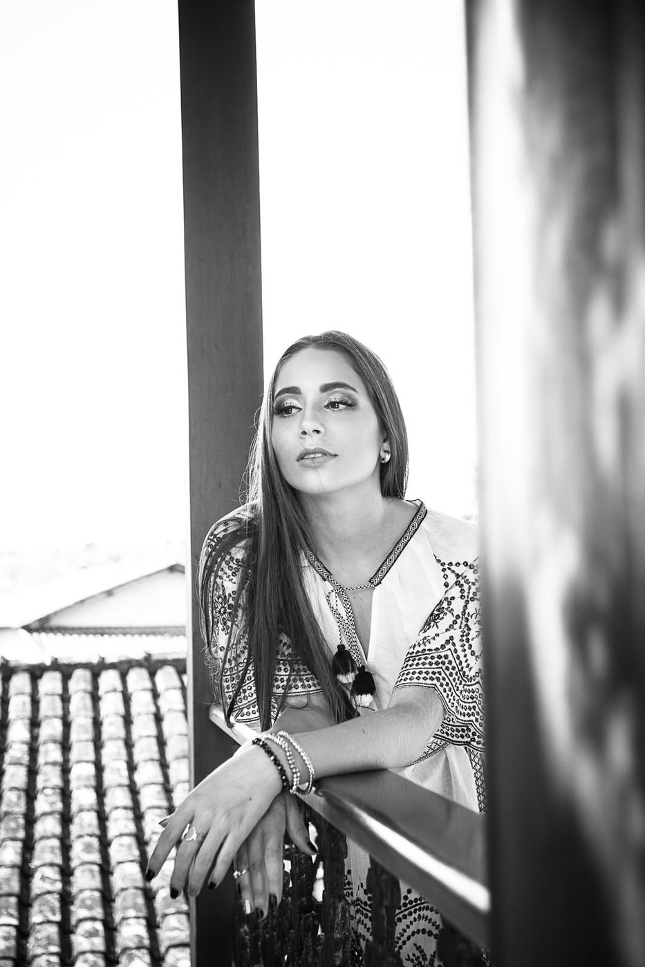Lana Karoline em ensaio preto e branco